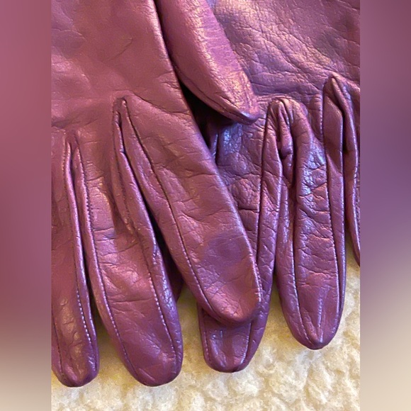 Christian Dior Gloves! - Picture 4 of 6